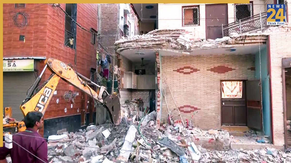 Delhi Holi Murder MCD Demolishes Accused’s Property Delhi Holi Murder: MCD Demolishes Accused’s Property